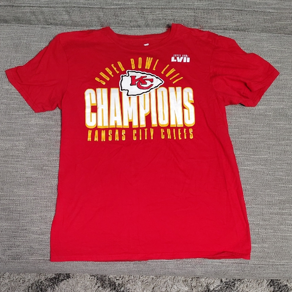 Fanatics Red T-Shirt
